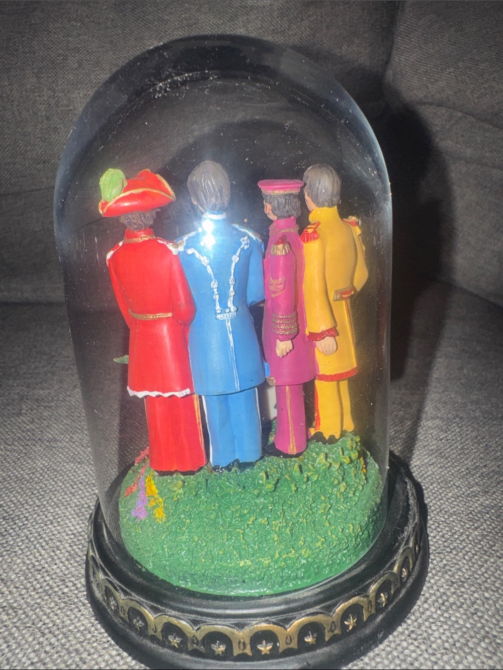 Vintage 1993 The Franklin Mint Beatles Sgt. Pepper Music Box / Dome - Picture 9 of 11